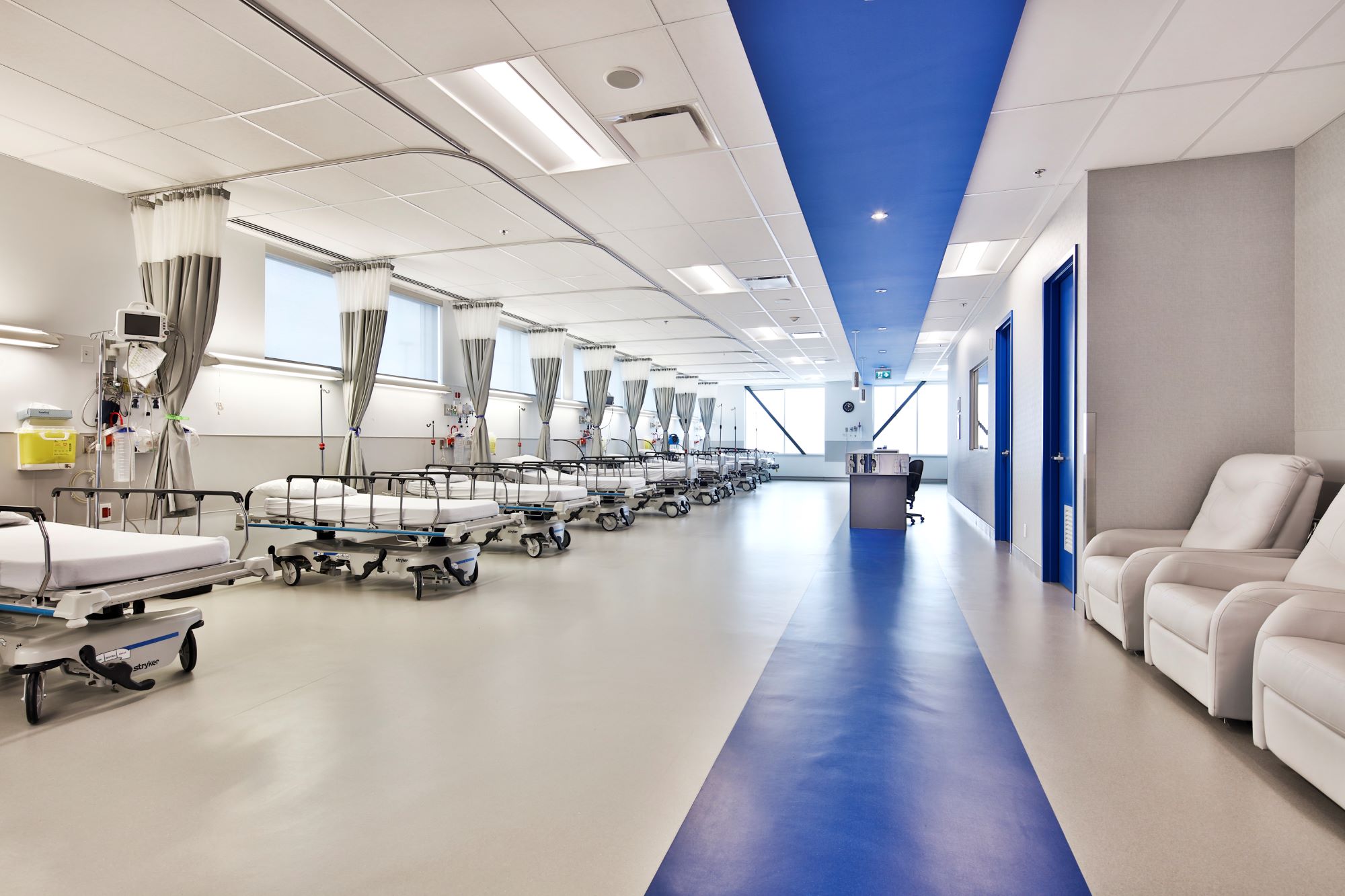 Aménagement intérieur de la Clinique chirurgicale Laval